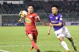 Vòng 23 Toyota V-League: Đừng diễn kịch với ông Park!