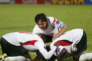 Long An hay bị ép vì bơi ngược dòng