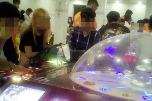 Đủ chiêu đối phó nạn cờ bạc ở tiệm game bắn cá