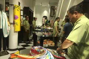 Đồng loạt vào cuộc làm rõ vụ Khaisilk lừa dối