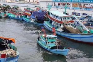 Áp thấp kép đe dọa Nam bộ, Nam Trung bộ