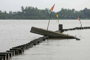 Bộ TN&MT ‘tuýt còi’ dự án lấn sông Tiền