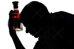 Loạn thần do... cai rượu