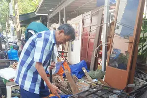 Khánh Hòa: Phường đã cho sửa lại nhà sập sau bão