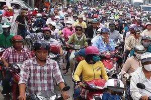 Giảm kẹt xe, ngập nước, hết phôtô giấy tờ…