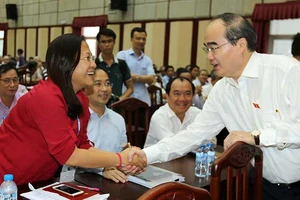 TP.HCM: Không tăng thuế, phí tràn lan