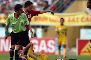 Án kỷ luật của Văn Quyết và ‘chuyện án tại hồ sơ’