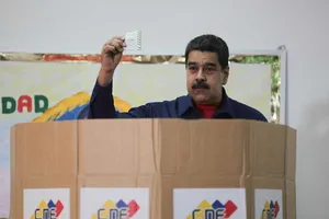 Tổng thống Venezuela loại phe đối lập khỏi cuộc đua