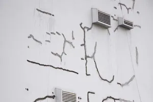 SVĐ 300 tỉ đồng ở Đà Nẵng xuất hiện nhiều vết nứt