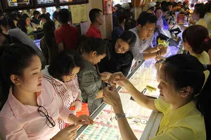 Vàng miếng ngày càng bớt ‘lấp lánh’