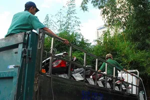 Thủ tục nhiêu khê, nhiều xe bị CSGT giam oan