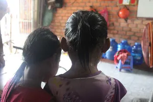 Vụ án cặp song sinh bị dâm ô đi vào ngõ cụt?