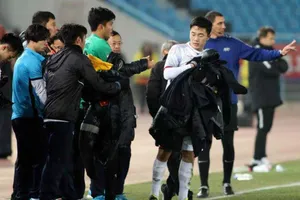 Hành động ấm áp của Xuân Trường!