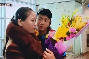 Cầu thủ U-23 Việt Nam thèm bữa cơm mẹ nấu