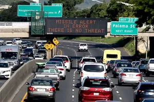 Quan chức Mỹ từ chức vì báo động tên lửa nhầm