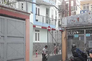 Mở lối đi, bị hàng xóm phản ứng quyết liệt