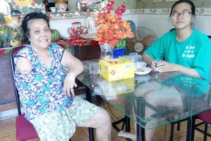 Bạn đọc báo Pháp Luật TP.HCM mang mùa xuân cho tôi!