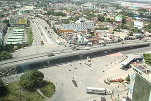 ‘Run rẩy’ đi qua ngã tư Vũng Tàu