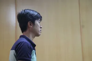 Nghi lọt 2 đồng phạm vụ đánh nhau vì phun nước miếng