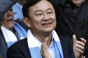 Thái Lan phát lệnh bắt ông Thaksin