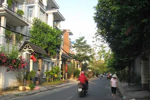 Dân quận 7 ‘khỏe ru’ khi xin phép xây dựng