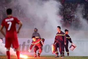 Áp dụng án phạt như AFC sẽ ngăn được CĐV Hải Phòng?