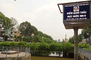 Quan trắc tự động, ngăn cá chết trên kênh Nhiêu Lộc