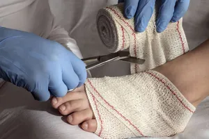 Đoàn bác sĩ danh tiếng thế giới khám miễn phí ở Hà Nội