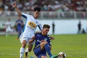 HA Gia Lai đại náo sân Lạch Tray