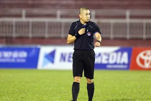 VPF lại mệt mỏi với trọng tài