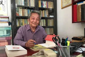 ‘Đê tiện nhất trong tranh luận là chụp mũ chính trị’