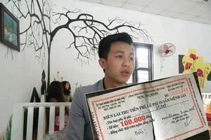 Muốn xác nhận kết hôn phải nộp… quỹ phúc lợi?