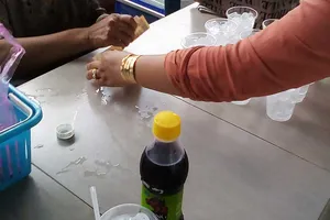 Phớt lờ chỉ thị cấm bán nước ngọt có ga