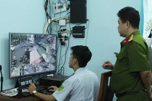 Lập trật tự vỉa hè bằng camera