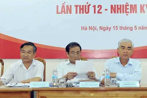 Người của Tổng cục TDTT ‘đấu nhau’ ở VFF