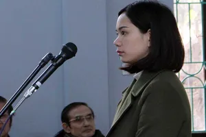 Hưng Yên: Hoãn xử vụ mất tiền không đủ chuẩn