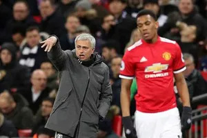 MU-Tottenham: Mourinho lo mất suất chung kết
