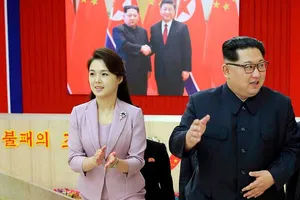 Vợ ông Kim Jong-un chính thức là ‘đệ nhất phu nhân’