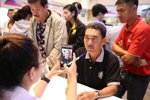 Chụp ảnh chủ thuê bao: 3 sự vô lý!