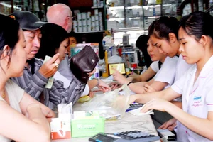 Đại gia sữa, bất động sản… nhảy vào bán thuốc