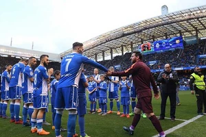 Barcelona vô đối ở La Liga