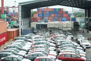 Bí ẩn chủ lô hàng 256 ô tô BMW bị ‘bỏ quên’ ở cảng