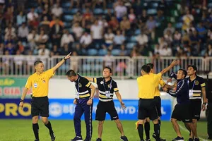 ‘Cái uy’ của trọng tài