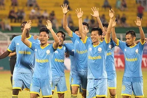 7 ngày 3 trận, không buông Cúp Quốc gia mới lạ!