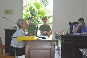 Vụ Nguyễn Khắc Thủy: “Phải để thẩm phán độc lập xét xử“