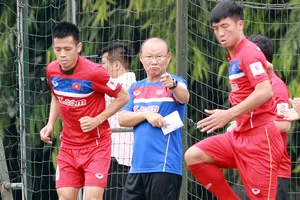 Các quan lo mất ghế, ai lo cho thầy trò Park Hang-seo?