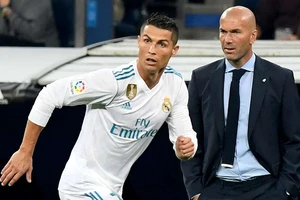 Ronaldo và Benzema cám ơn Zidane
