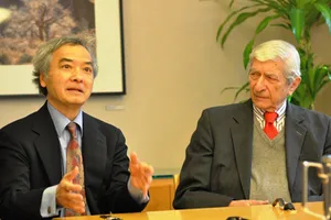 Mỹ ngăn Trung Quốc ‘làm tới’ ở biển Đông