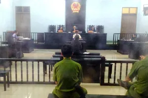 Bất ngờ xử kín vụ nhắn tin nói xấu giám đốc sở