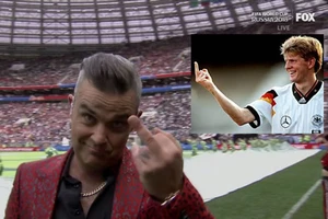 Những ‘ngón tay thối’ tai tiếng